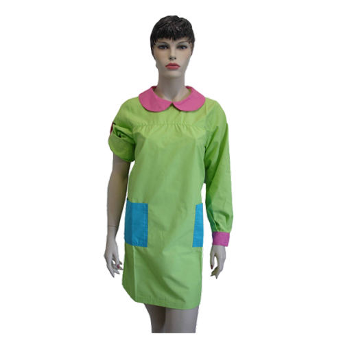 Bata educadora abertura traseira c/botão, m/comprida c/acessório reversível.