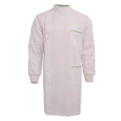 Bata abertura lateral, um bolso inferior e um superior, punhos em malha.